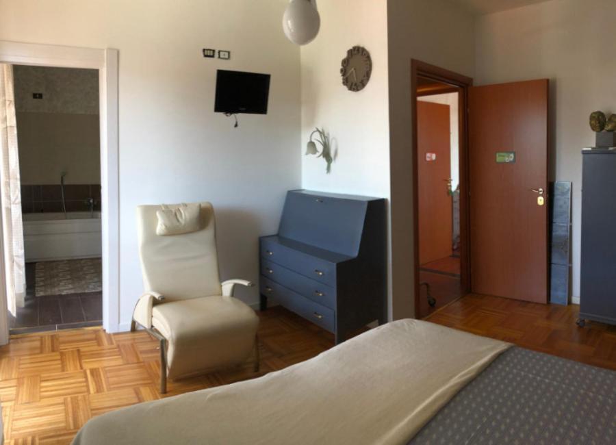 B&B Via Roma Cesate Exterior photo